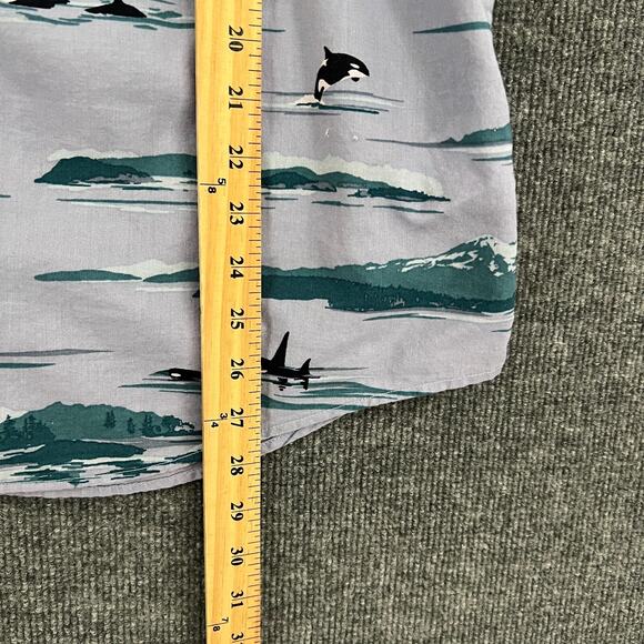 Eddie Bauer Mens Short Sleeve Button Up Shirt Size M Blue Orca Print Classic Fit - Picture 9 of 11